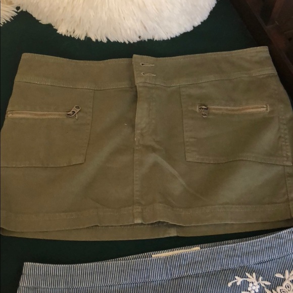 Abercrombie size 10 mini skirts $18 each - Picture 4 of 5